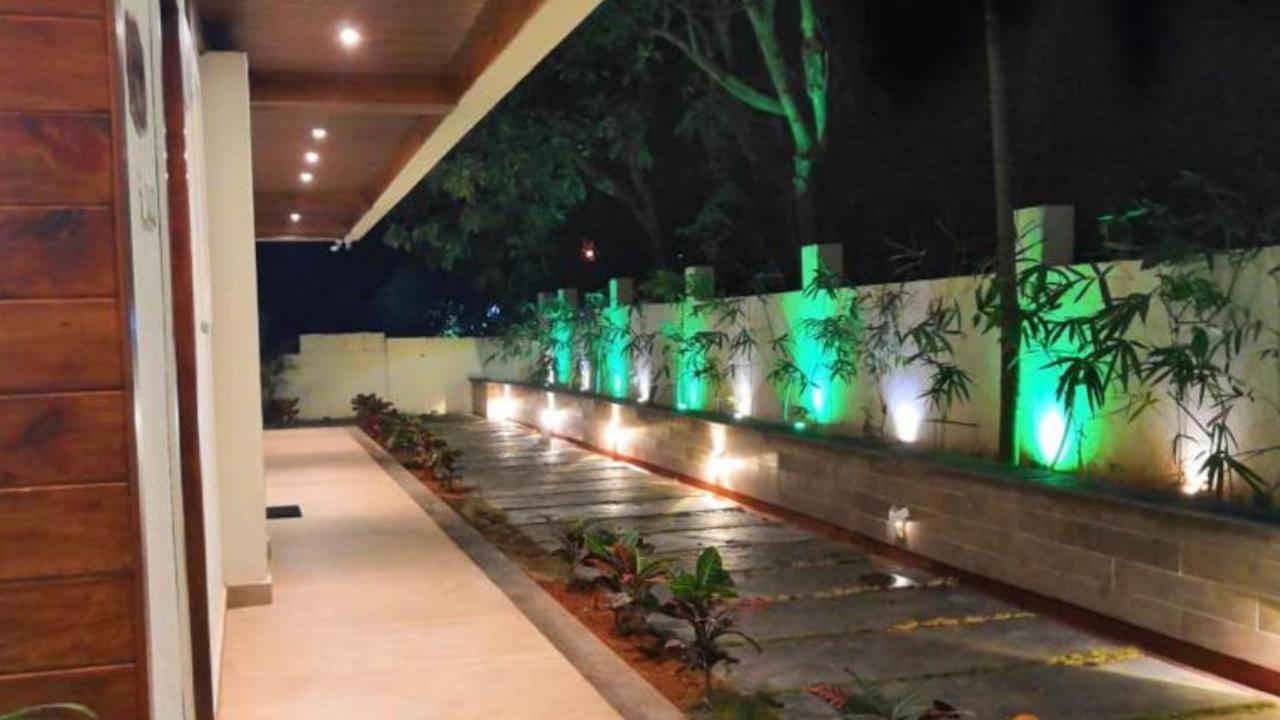 Shivers Oasis Luxury Boutique Resort Candolim Εξωτερικό φωτογραφία
